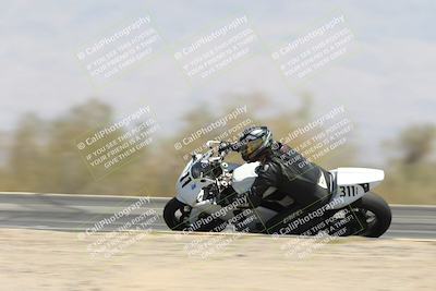 media/Apr-20-2025-CVMA (Sun) [[39090e8767]]/Race 9-Formula LW Twins Shootout/